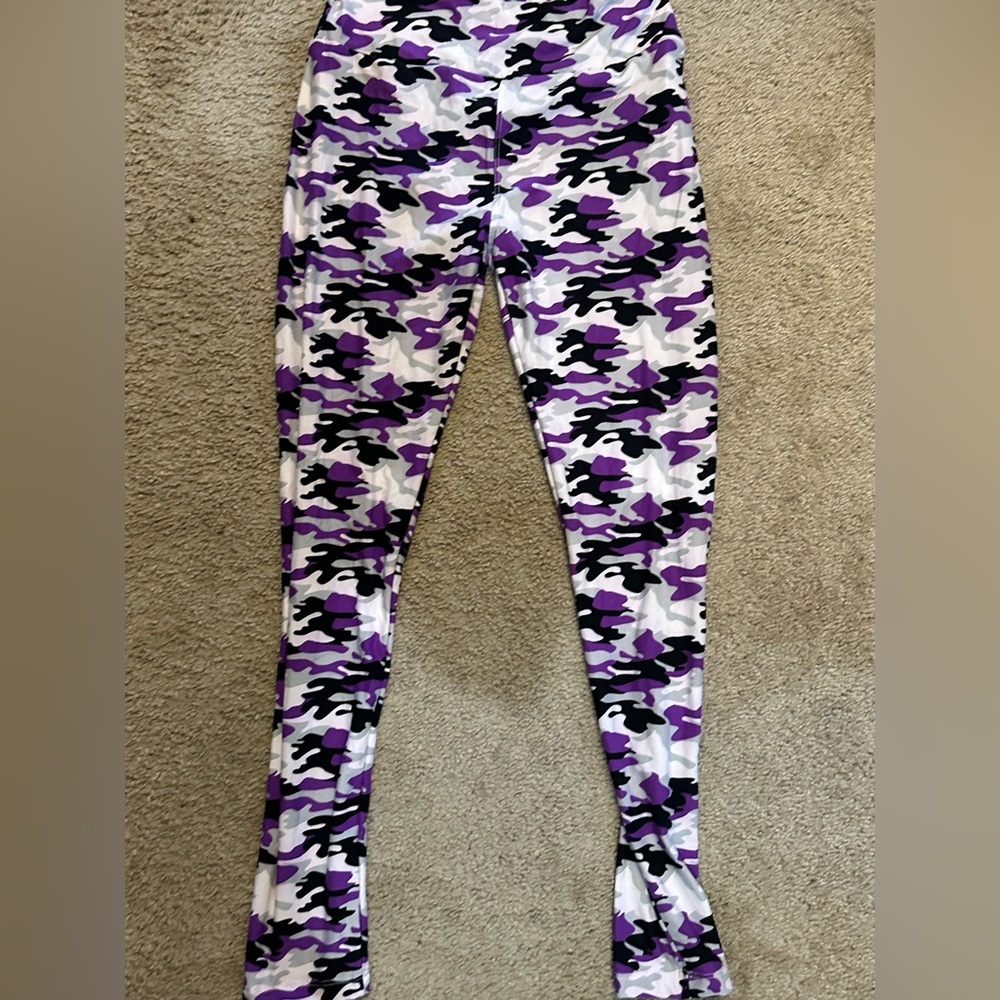 Lularoe leggings.  Size OS.  Worn 2x.